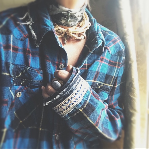 Vintage Spiderwear Tops - Eclectic Boho Flannel